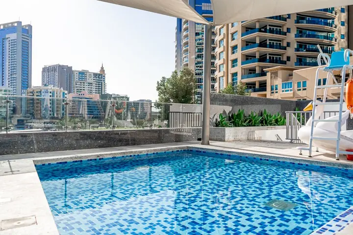 Дубай: Апартаменты HiGuests Vacation Homes - Sparkle Towers 1