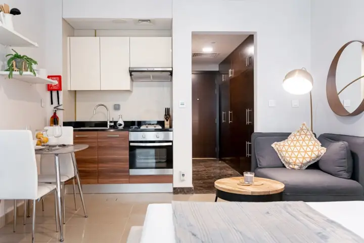 Дубай: Апартаменты HiGuests Vacation Homes - Sparkle Towers 2