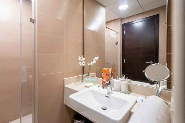 Дубай: Апартаменты HiGuests Vacation Homes - Sparkle Towers 2