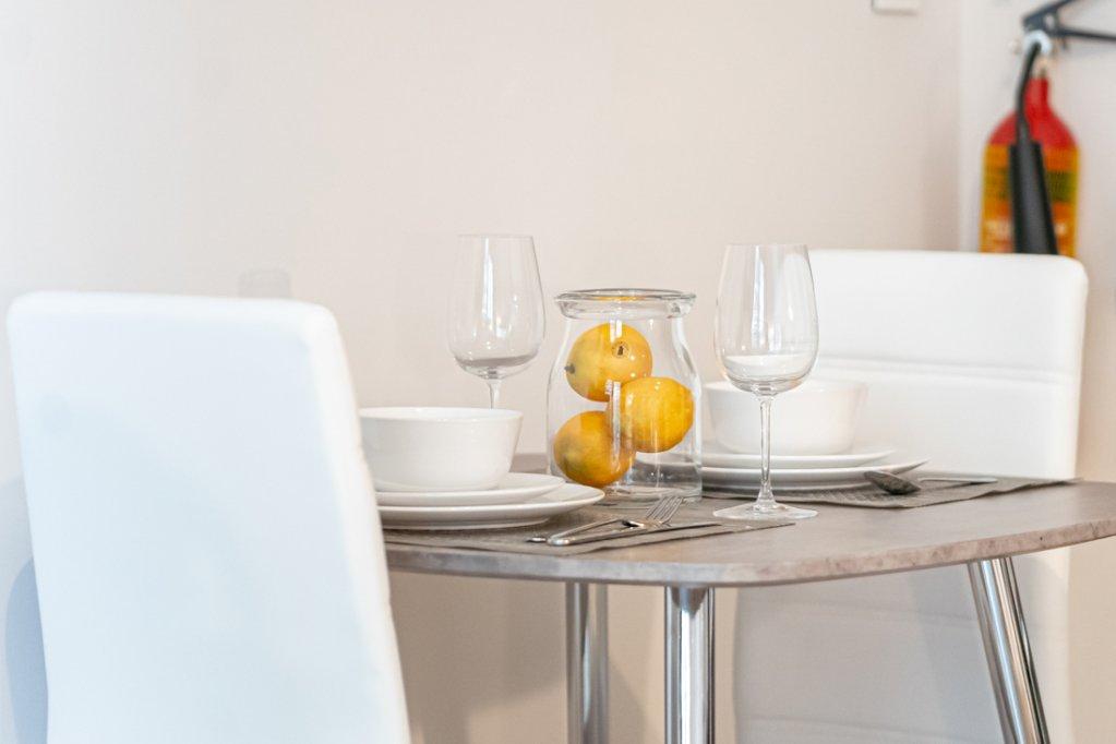 Дубай: Апартаменты HiGuests Vacation Homes - Sparkle Towers 2
