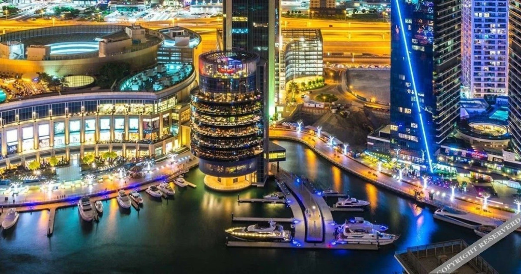 Дубай: DAMAC Heights by Fendi Casa