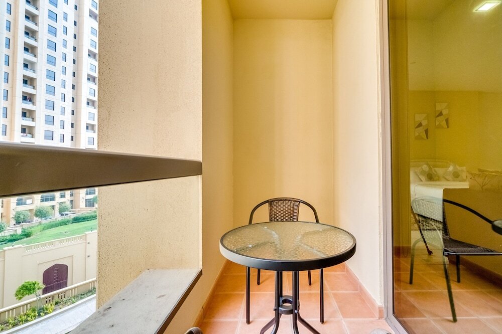 Дубай: Elegant Studio In Murjan 2 JBR