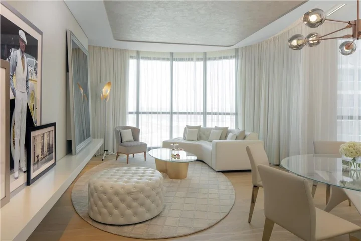 Дубай: Paramount Hotel Dubai