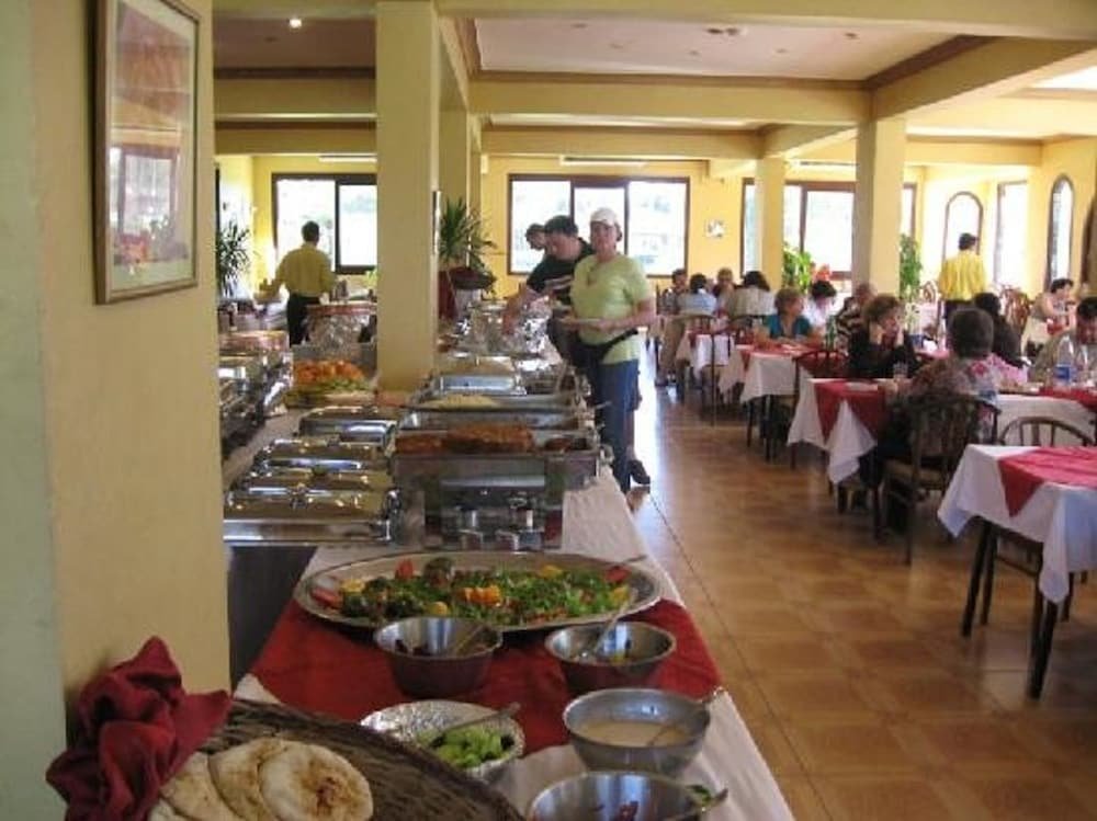 Гиза: Sakkara Country Club Hotel
