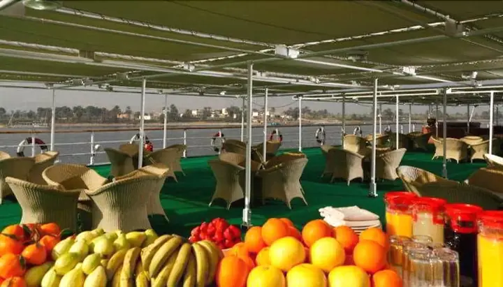 Асуан: Lady Carol Nile Cruise