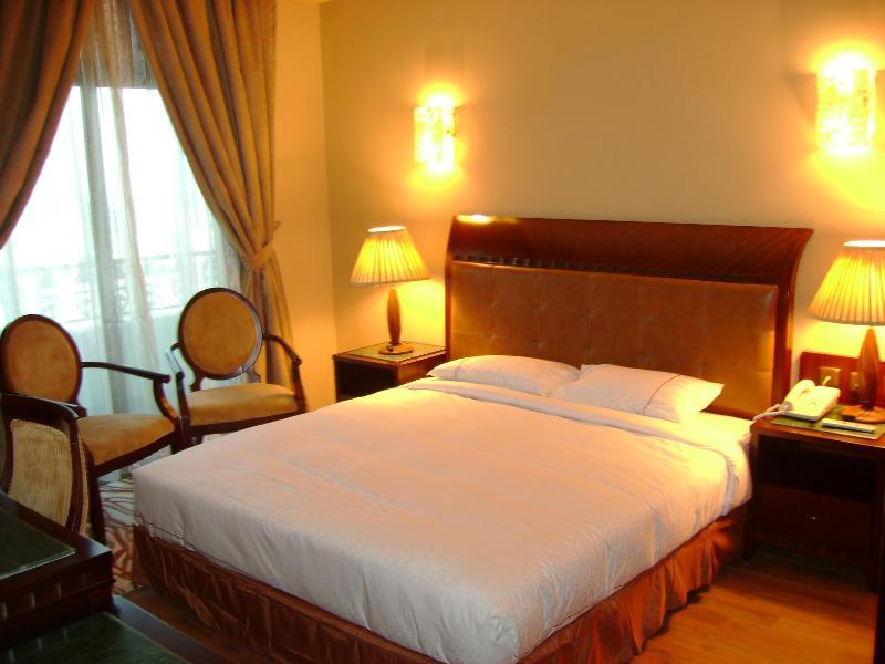 Шарджа: Royal Tulip Sharjah Hotel Apartments