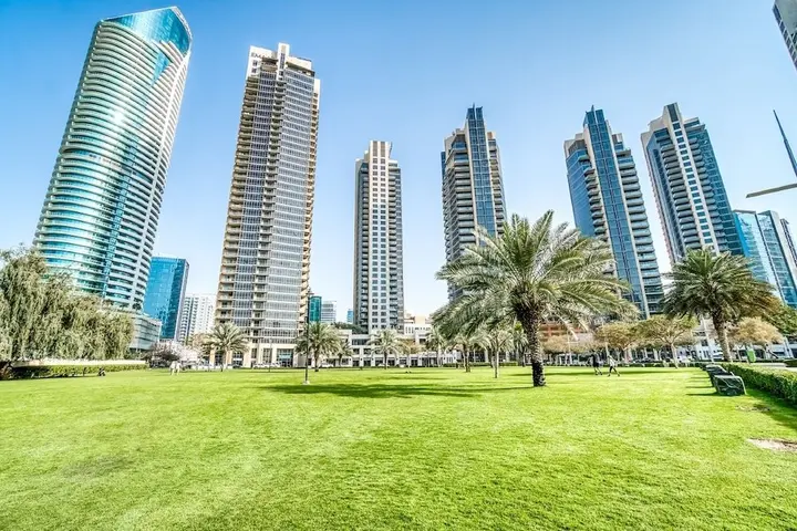 Дубай: Shakespeare Ease By Emaar