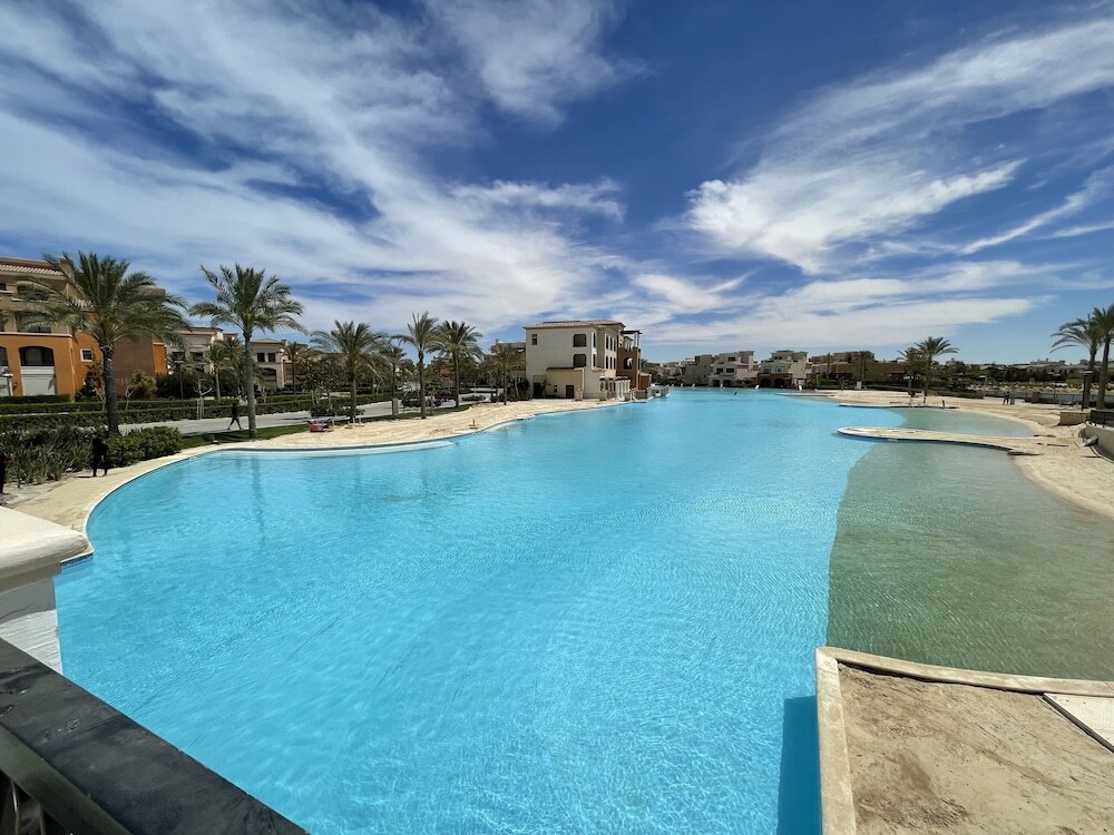 Эль-Аламейн: Marassi North Coast Verdi Chalet 3br