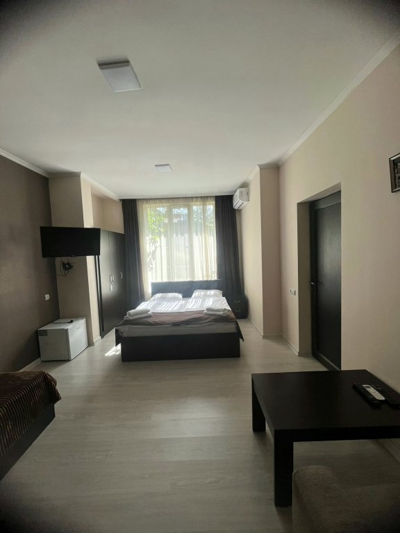 Ереван: Hotel Merien
