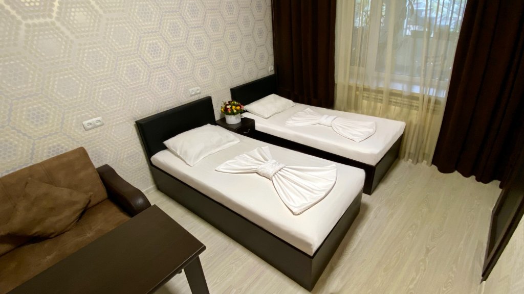 Ереван: Hotel Merien