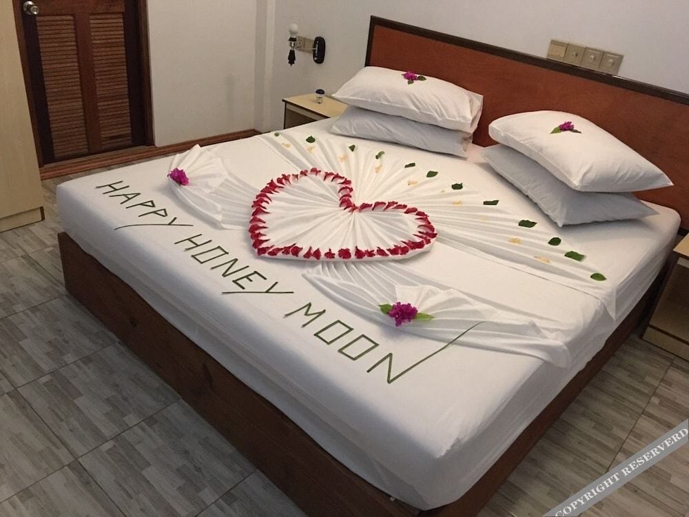 Атолл Баа: Five Coral Inn