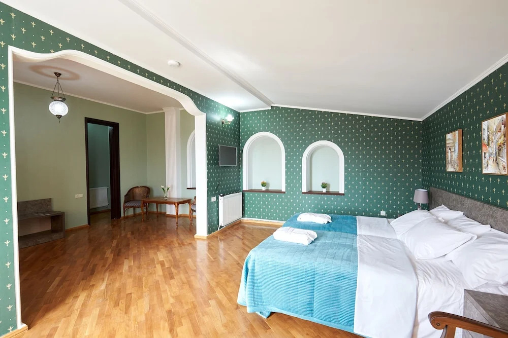 Тбилиси: Hotel Antique