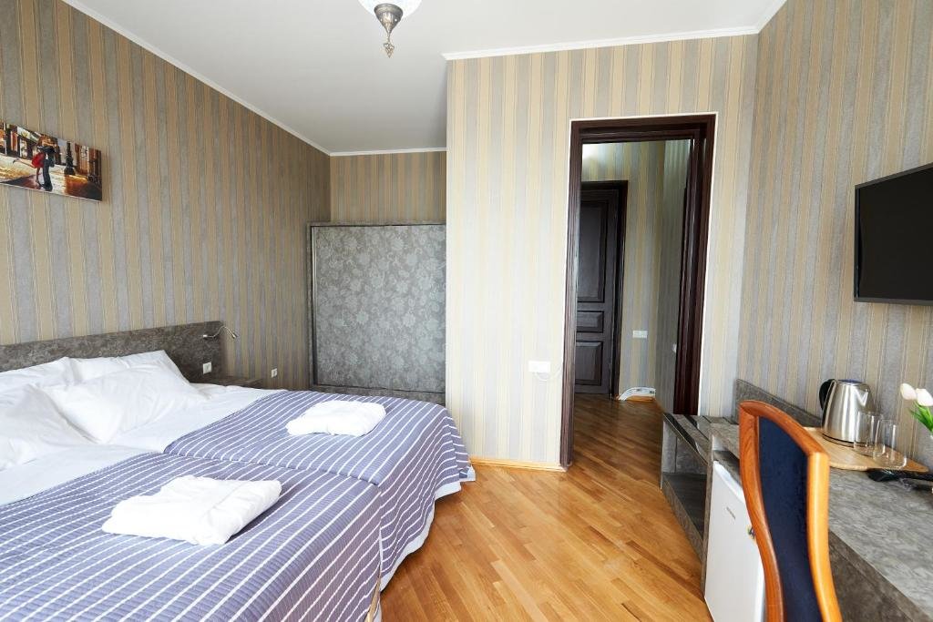 Тбилиси: Hotel Antique