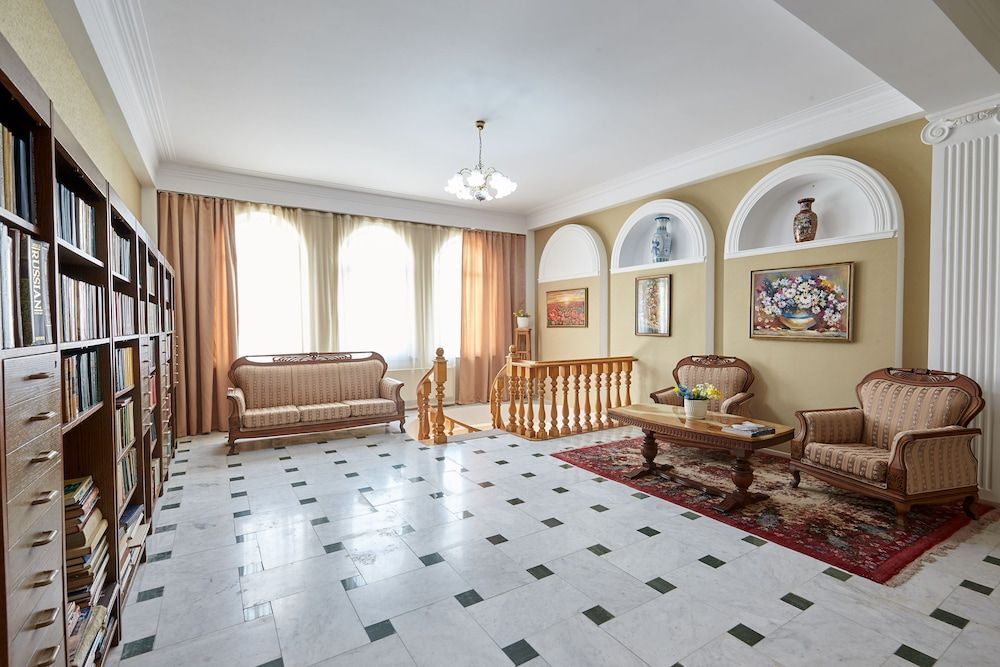 Тбилиси: Hotel Antique