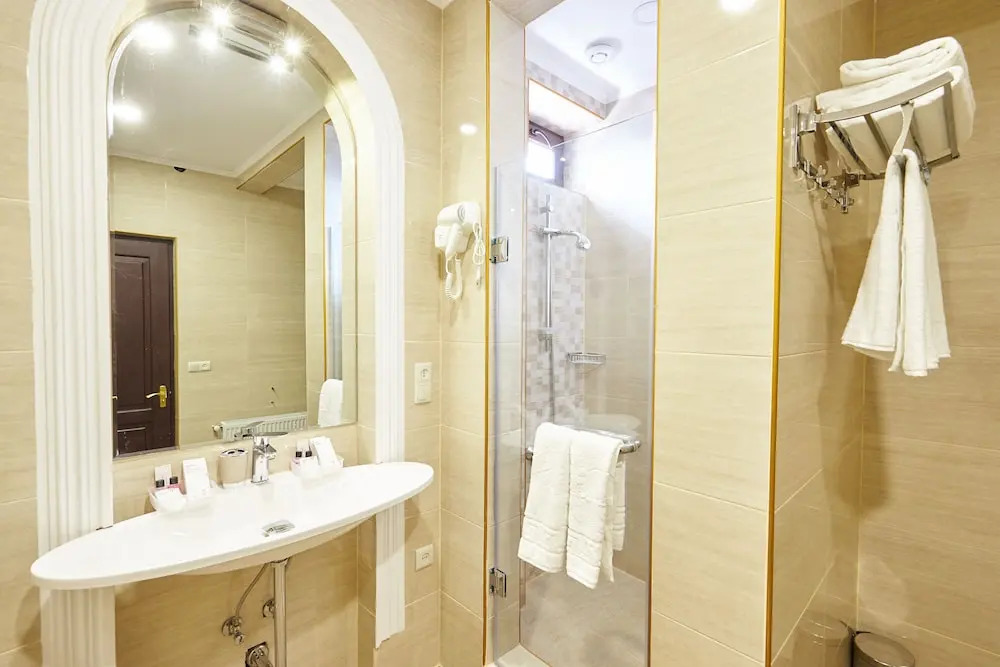 Тбилиси: Hotel Antique