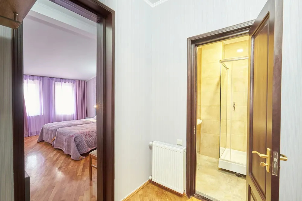 Тбилиси: Hotel Antique