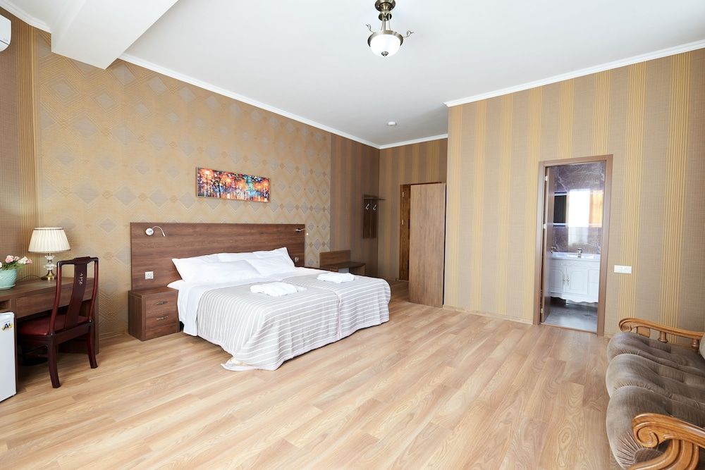 Тбилиси: Hotel Antique
