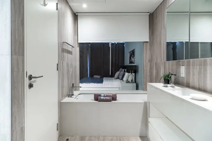 Дубай: Higuests Vacation Homes - D1