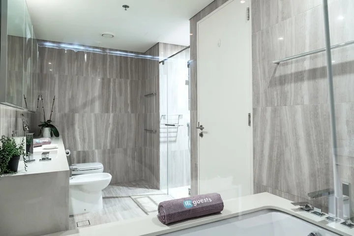 Дубай: Higuests Vacation Homes - D1