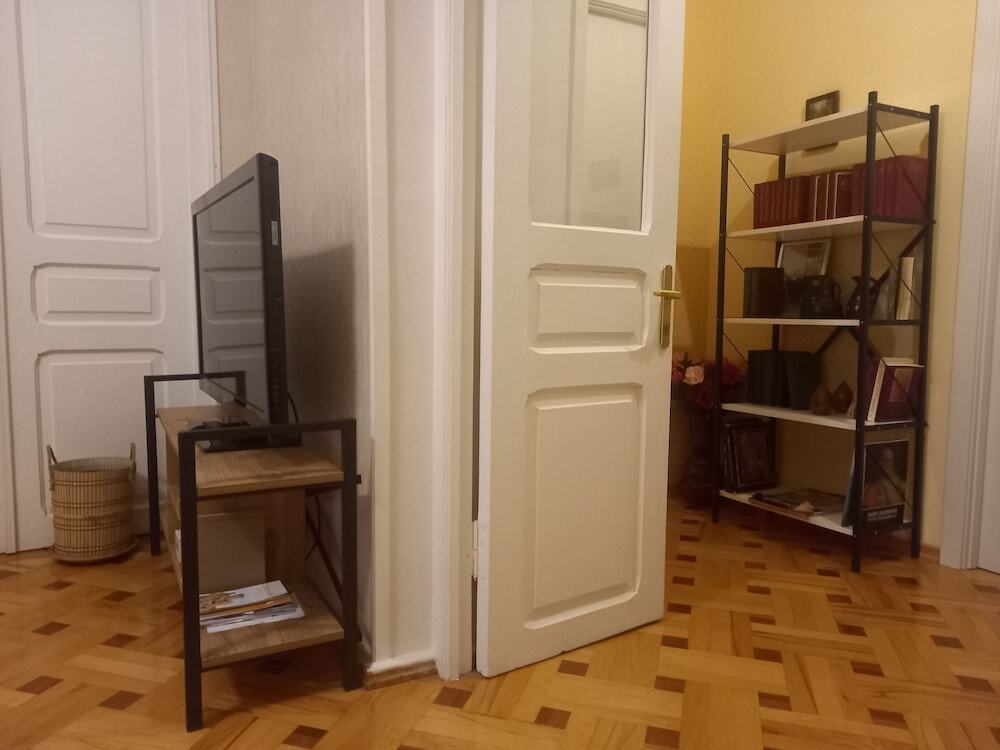 Телави: Отель «Старые ворота»