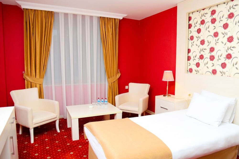 Баку: Lara Hotel & Spa