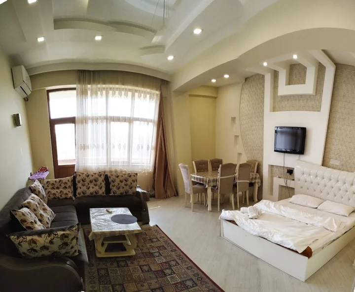 Баку: Bakuvi Tourist Apartment B236