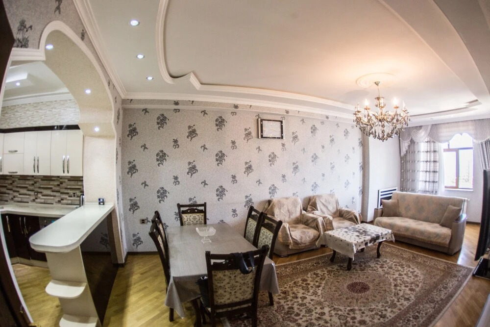 Баку: Bakuvi Tourist Apartment B227