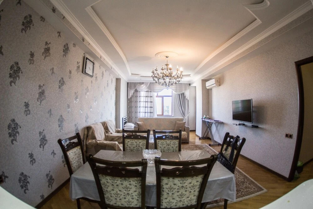 Баку: Bakuvi Tourist Apartment B227