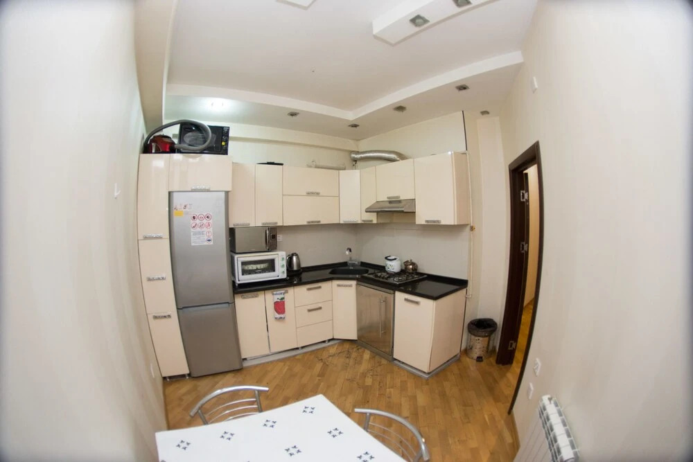 Баку: Bakuvi Tourist Apartment B086
