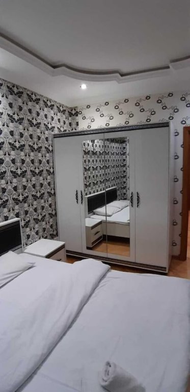 Баку: Bakuvi Tourist Apartment B022
