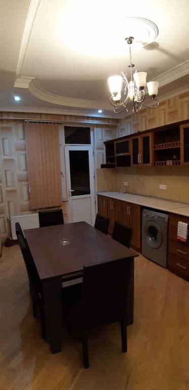 Баку: Bakuvi Tourist Apartment B022