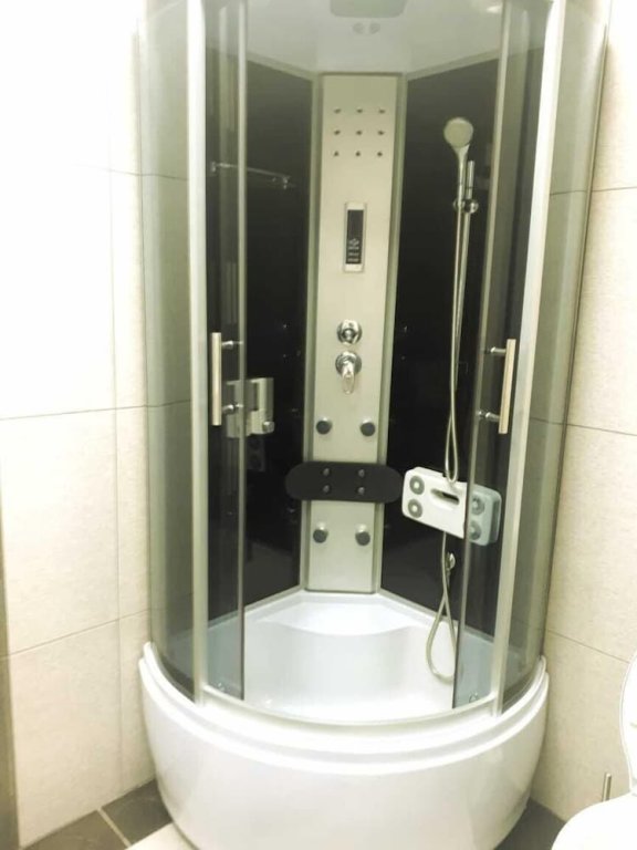 Баку: Bakuvi Tourist Apartment B098