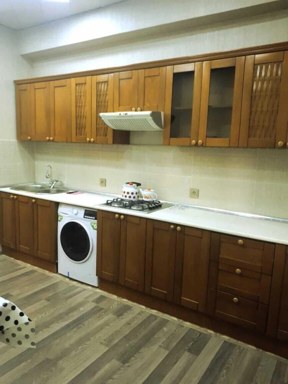 Баку: Bakuvi Tourist Apartment B098