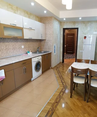 Баку: Bakuvi Tourist Apartment B096