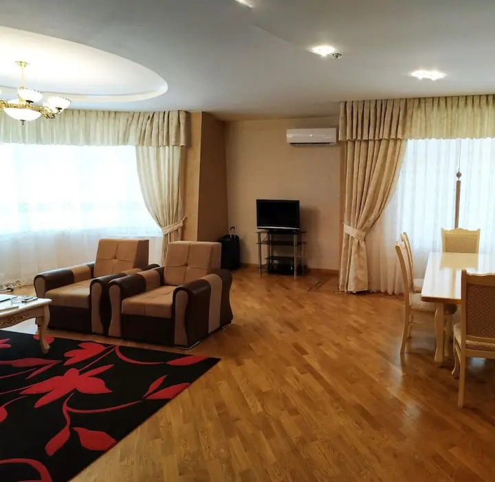 Баку: Bakuvi Tourist Apartment B096