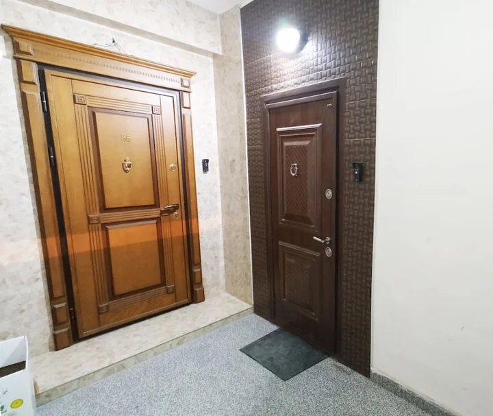 Баку: Туристические апартаменты в Баку, B056