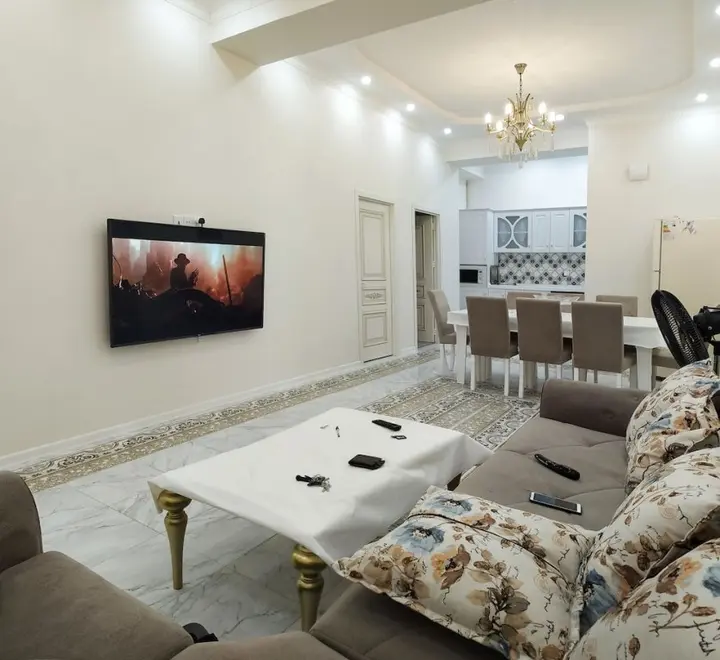 Баку: Bakuvi Tourist Apartment B097