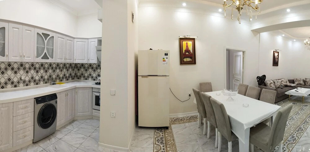 Баку: Bakuvi Tourist Apartment B097