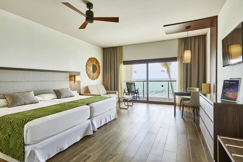 Атолл Дхаалу: Отель Riu Palace Maldivas - All inclusive