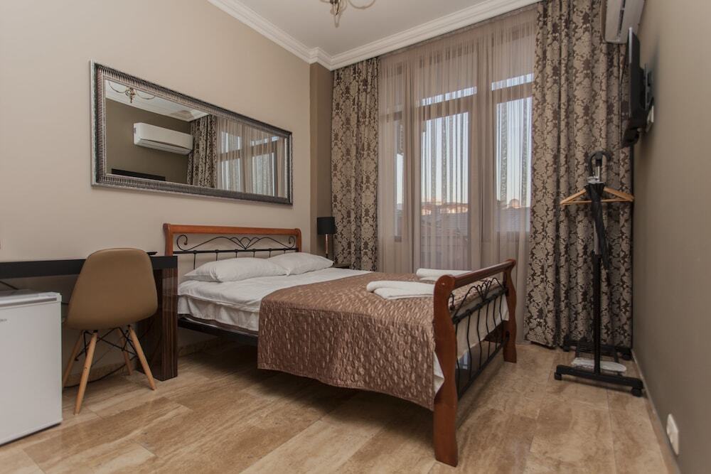 Батуми: Belvedere Apart Hotel