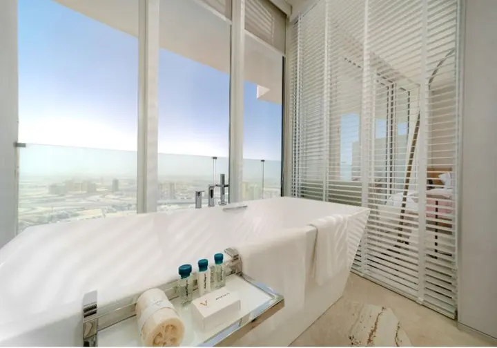Дубай: FIVE Jumeirah Village Dubai
