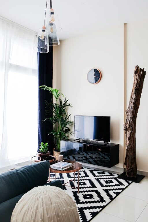 Дубай: FantaStay Claren Tower 2