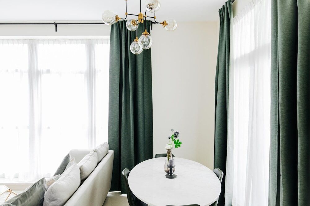 Дубай: FantaStay Claren Tower 2