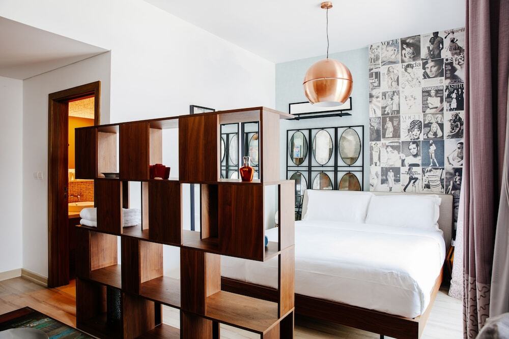 Дубай: FantaStay Claren Tower 1