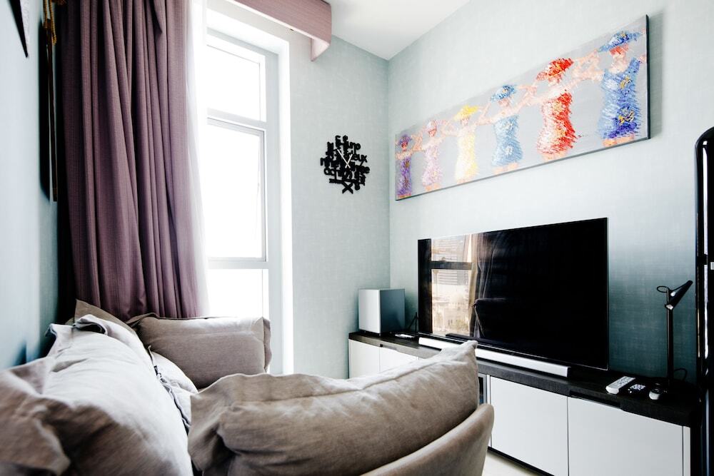 Дубай: FantaStay Claren Tower 1