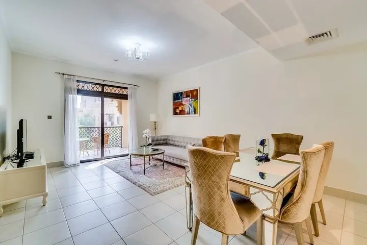 Дубай: Mulberry 2 Bedroom Apartment Ease By Emaar