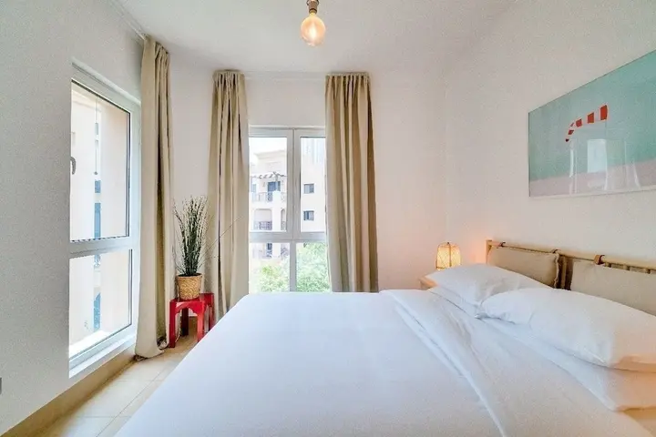 Дубай: Woodland 1 Bedroom Apartment Ease By Emaar