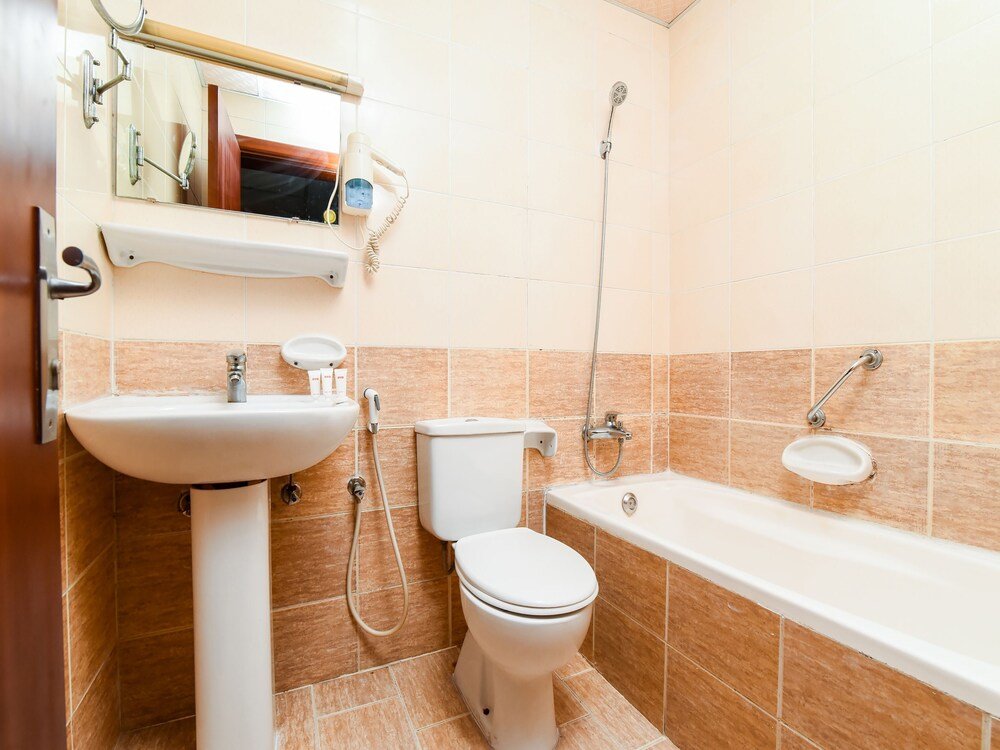 Шарджа: Oyo 247 Host Palace Hotel Apartment