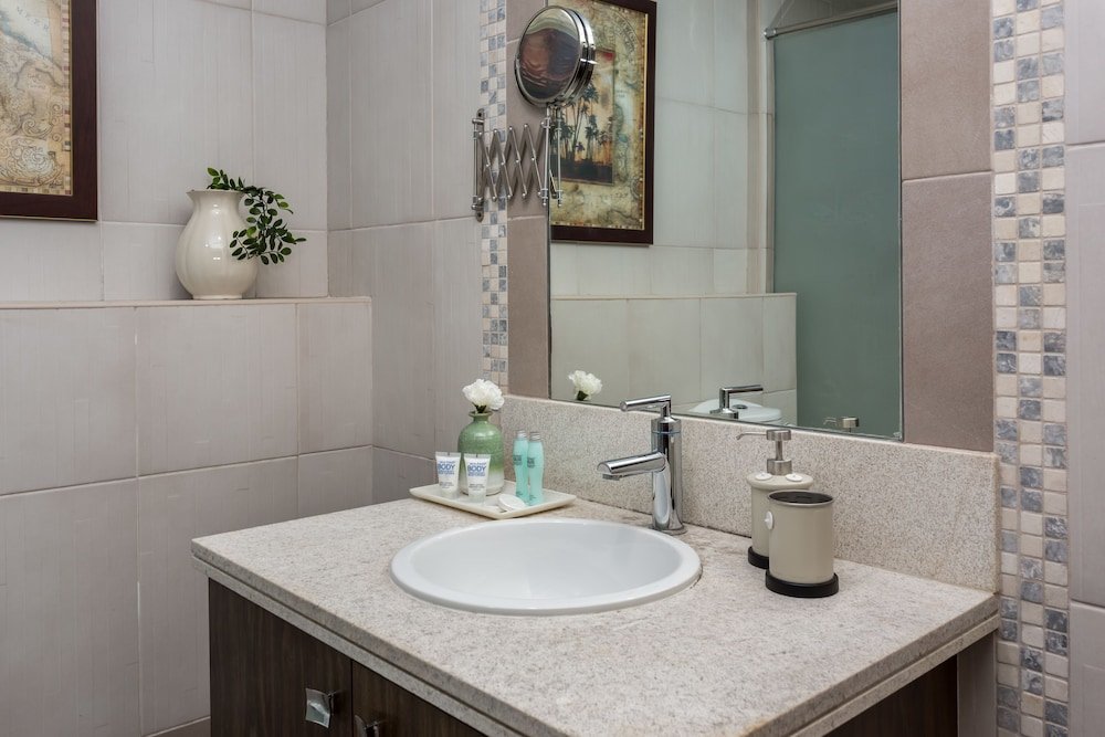 Дубай: Higuests Vacation Homes - Executive Tower