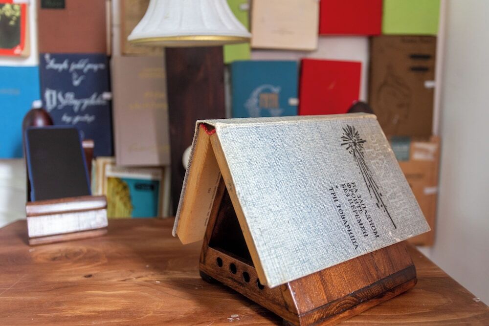 Кутаиси: Book Hotel